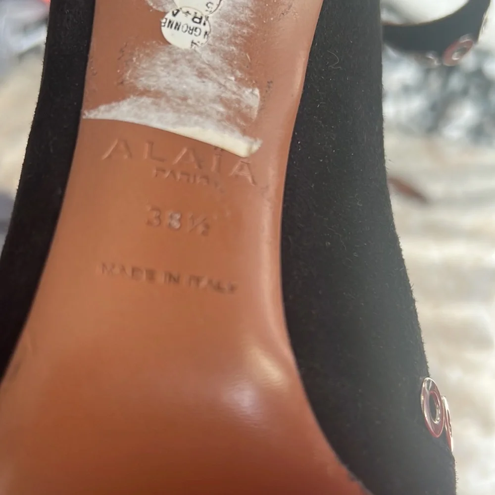 Alaia Black Suede Heels - Picture 5 of 6